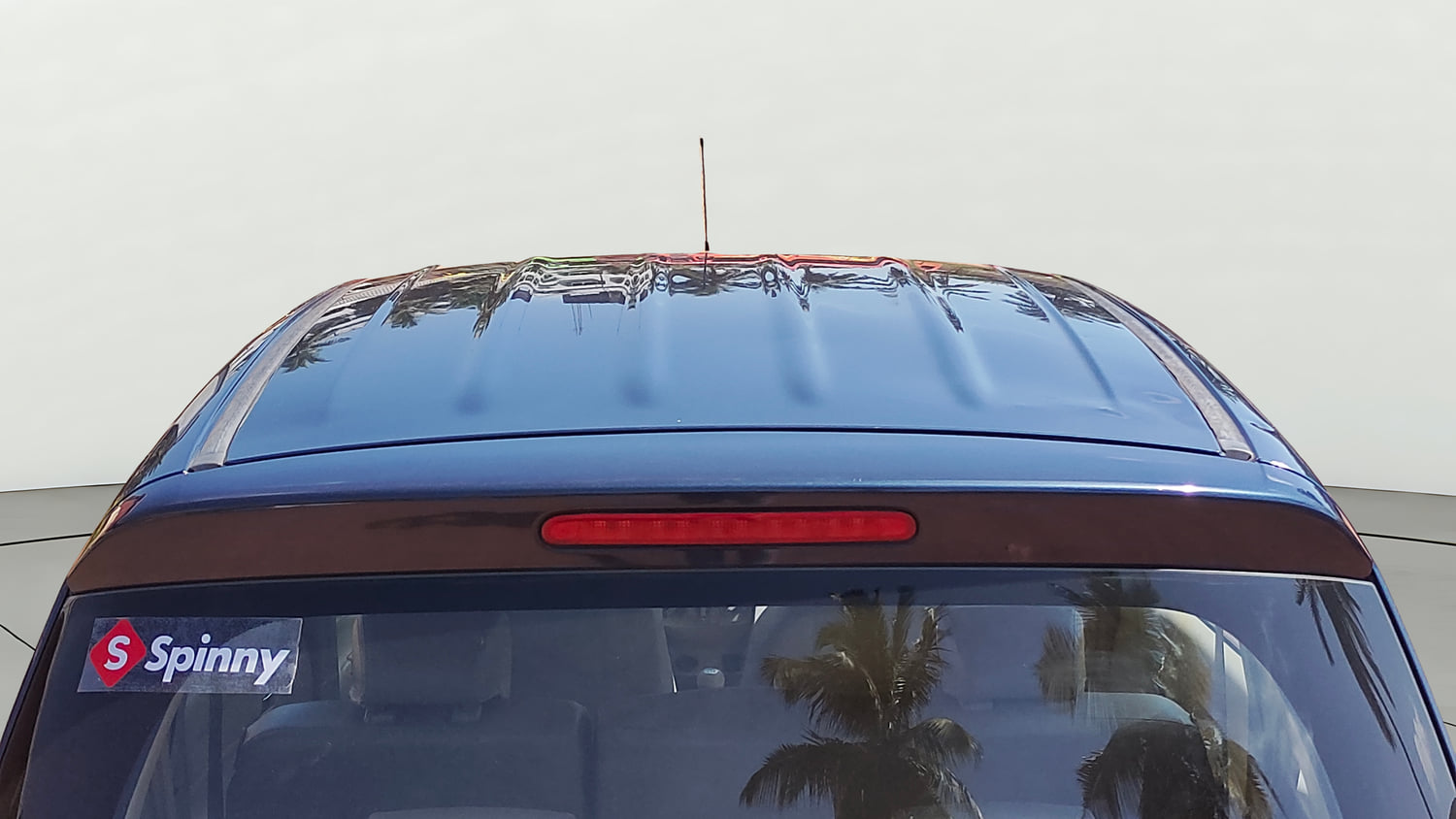 Used 2016 Maruti Suzuki Ertiga VXI Petrol Manual exterior EXTERIOR ROOF VIEW