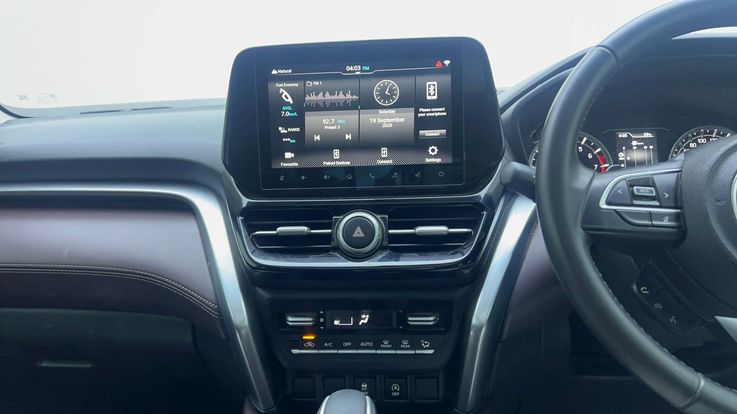 Used 2024 Maruti Suzuki Grand Vitara Alpha Smart Hybrid AT Petrol Automatic interior MUSIC SYSTEM & AC CONTROL VIEW