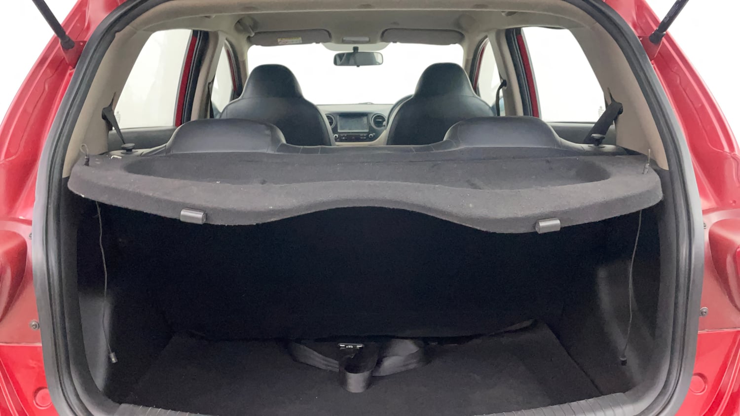 Used 2018 Hyundai Grand i10 Sportz 1.2 Kappa VTVT Petrol Manual interior DICKY INSIDE VIEW
