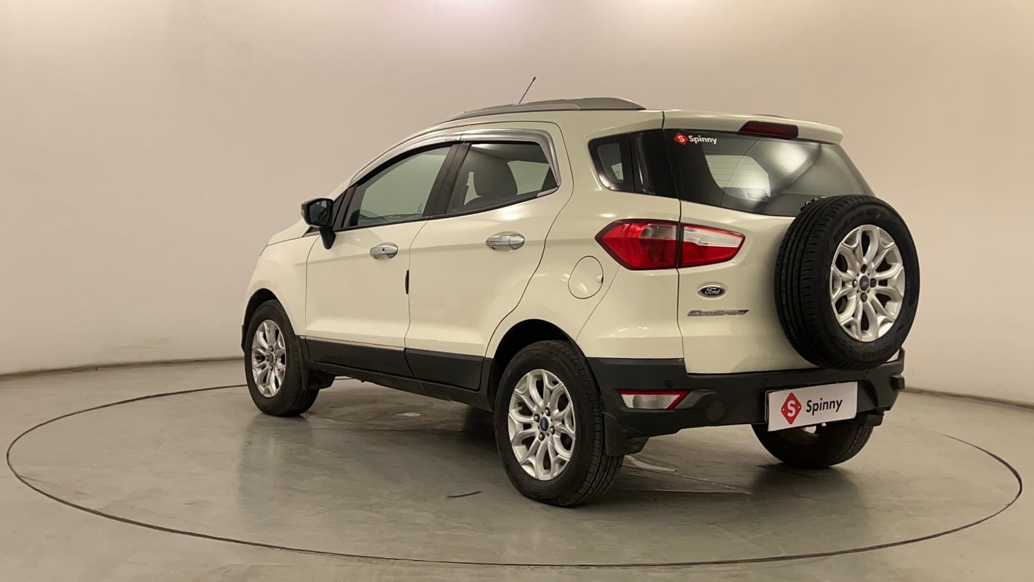 Used 2015 Ford EcoSport Titanium 1.5 TDCi (Opt) Diesel Manual exterior LEFT REAR CORNER VIEW