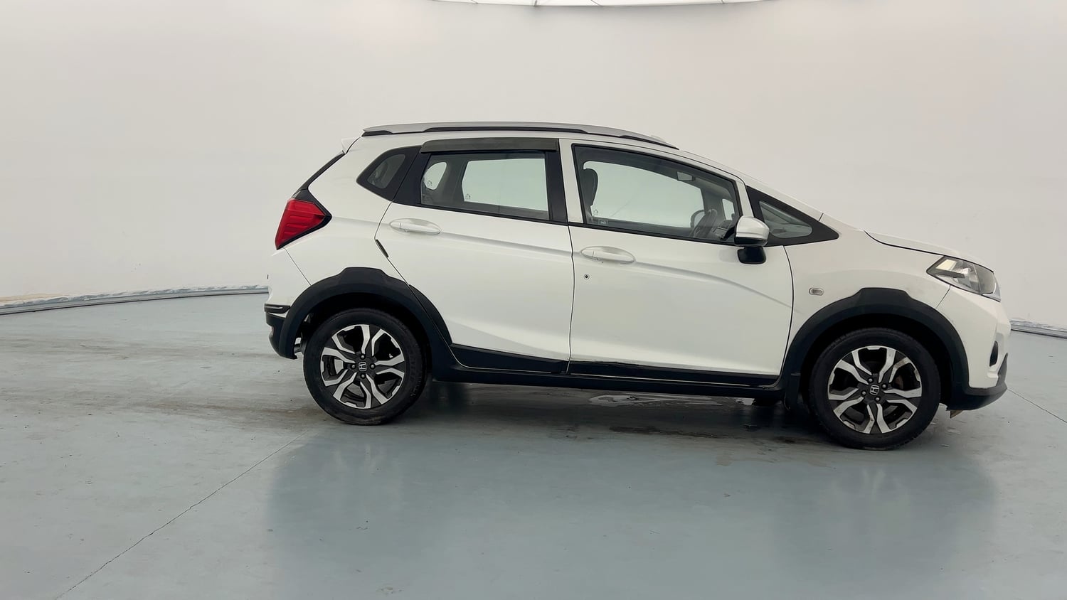 Used 2019 Honda WR-V Edge Edition Plus Petrol Petrol Manual exterior RIGHT SIDE VIEW