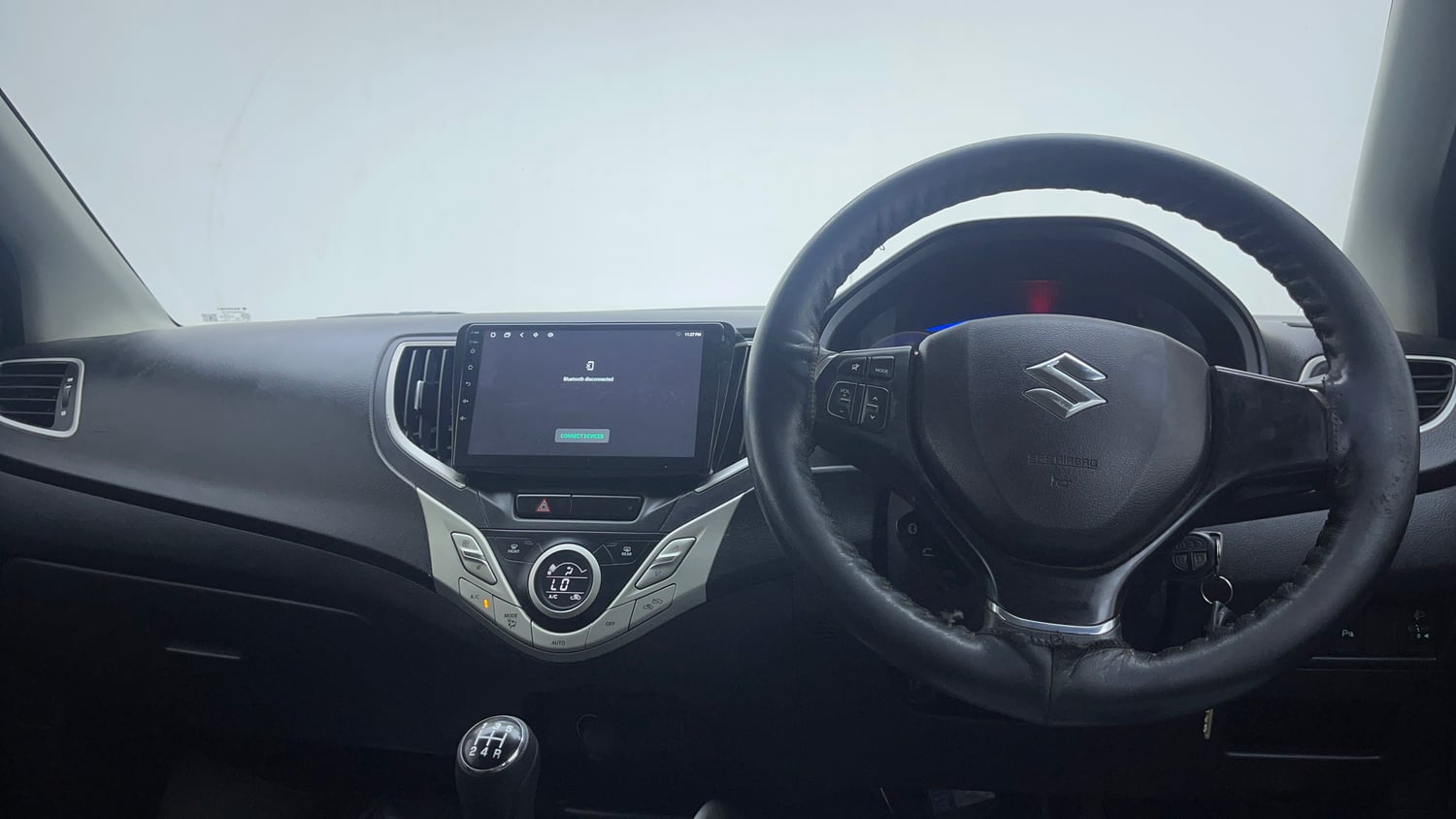 Used 2017 Maruti Suzuki Baleno Delta 1.2 Petrol Manual interior DASHBOARD VIEW
