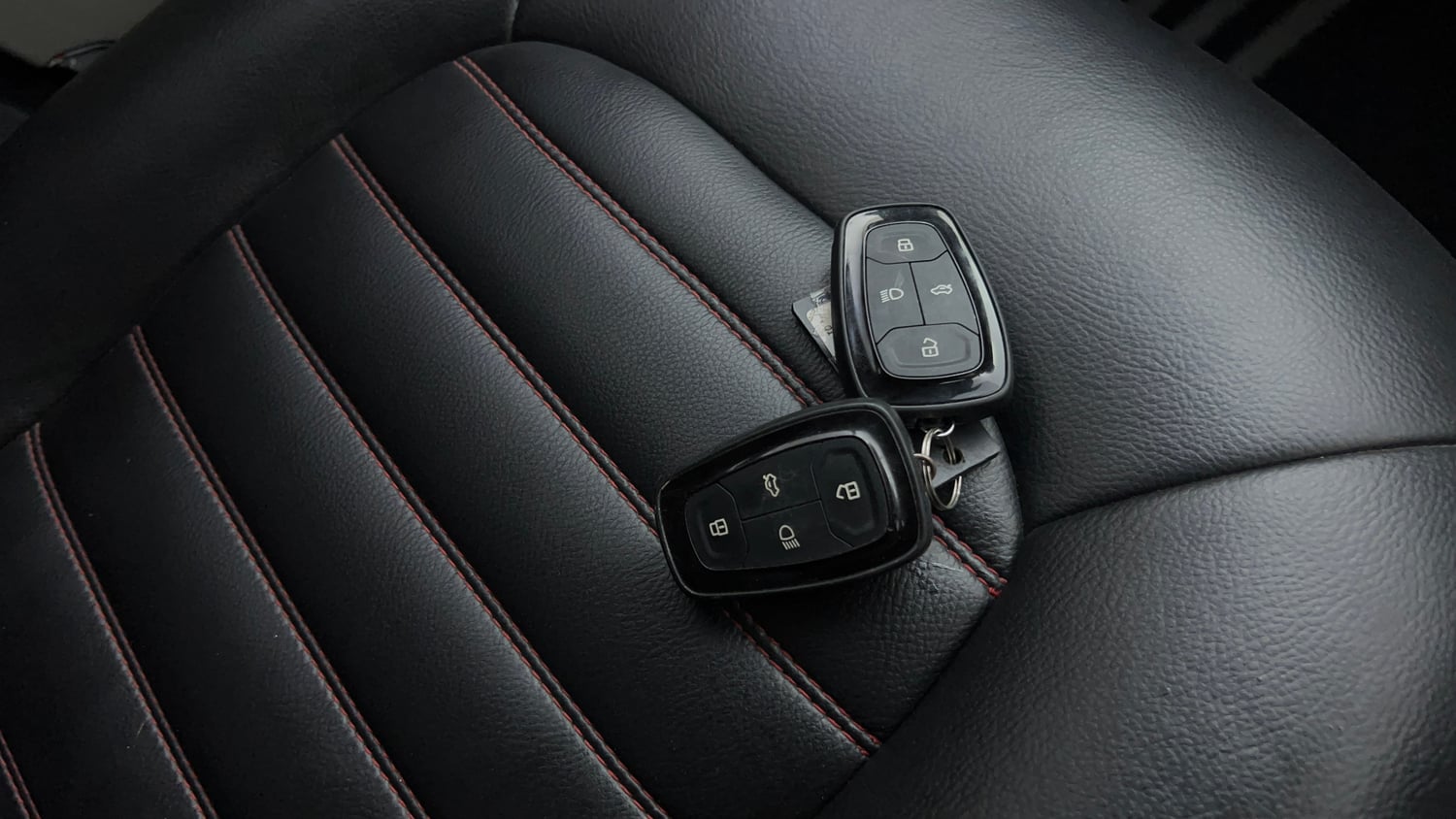 Used 2019 Tata Nexon XZA Plus Petrol Dual Tone Petrol Automatic extra CAR KEY VIEW