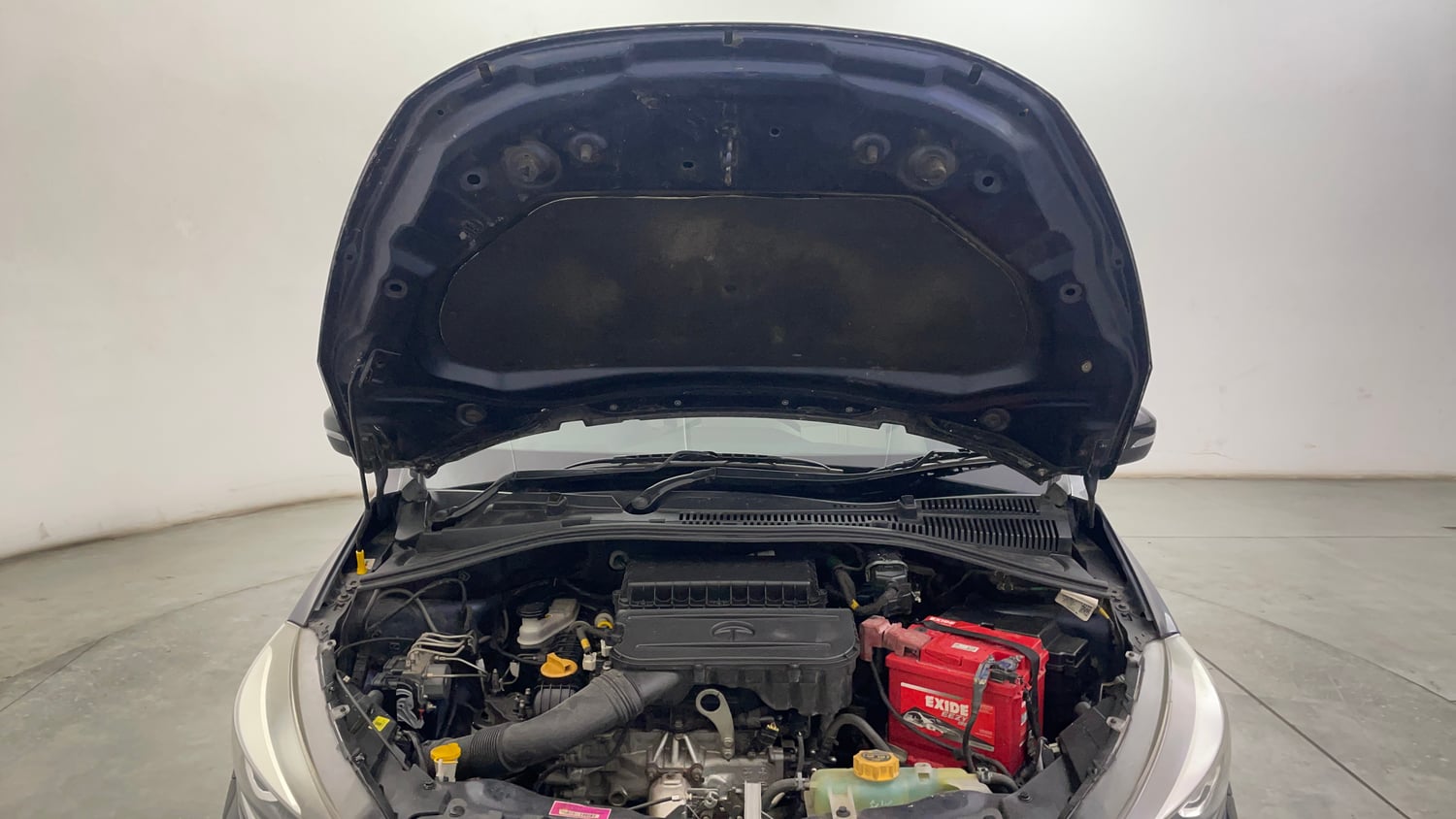 Used 2023 Tata Tiago XZ Plus Petrol Manual engine ENGINE & BONNET OPEN FRONT VIEW
