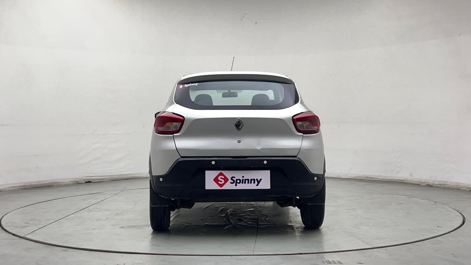 Used 2018 Renault Kwid 1.0 RXL CNG (Outside Fitted) Cng Manual exterior BACK VIEW