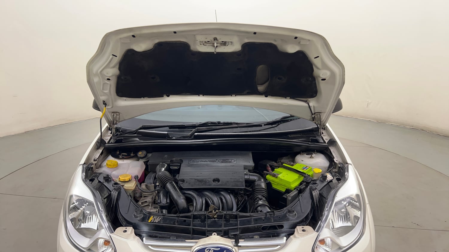 Used 2013 Ford Figo Duratec Petrol Titanium 1.2 Petrol Manual engine ENGINE & BONNET OPEN FRONT VIEW
