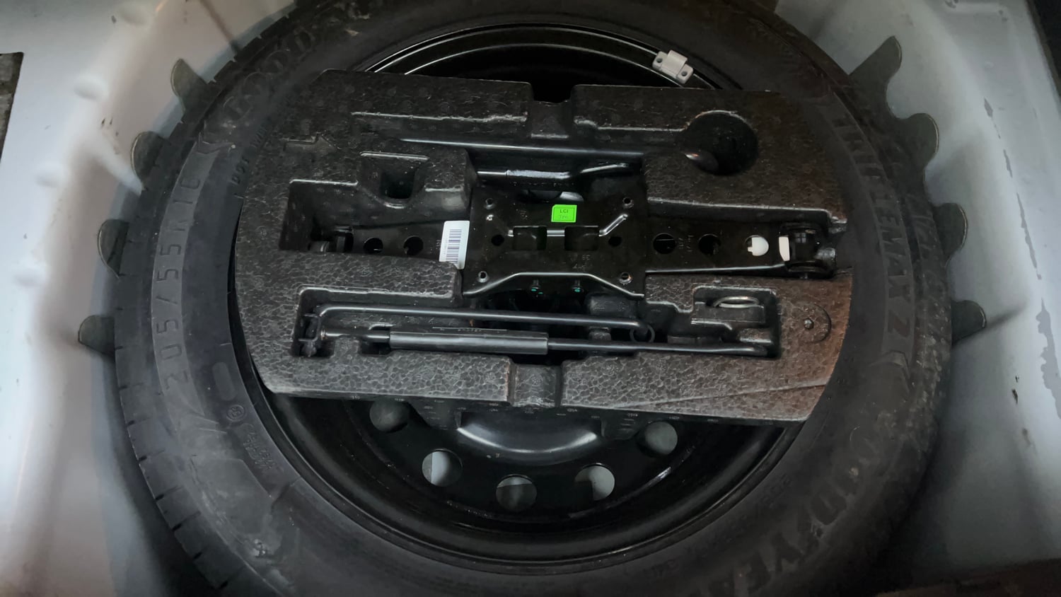 Used 2022 Volkswagen Taigun GT Plus 1.5 TSI DSG Petrol Automatic tyres SPARE TYRE VIEW