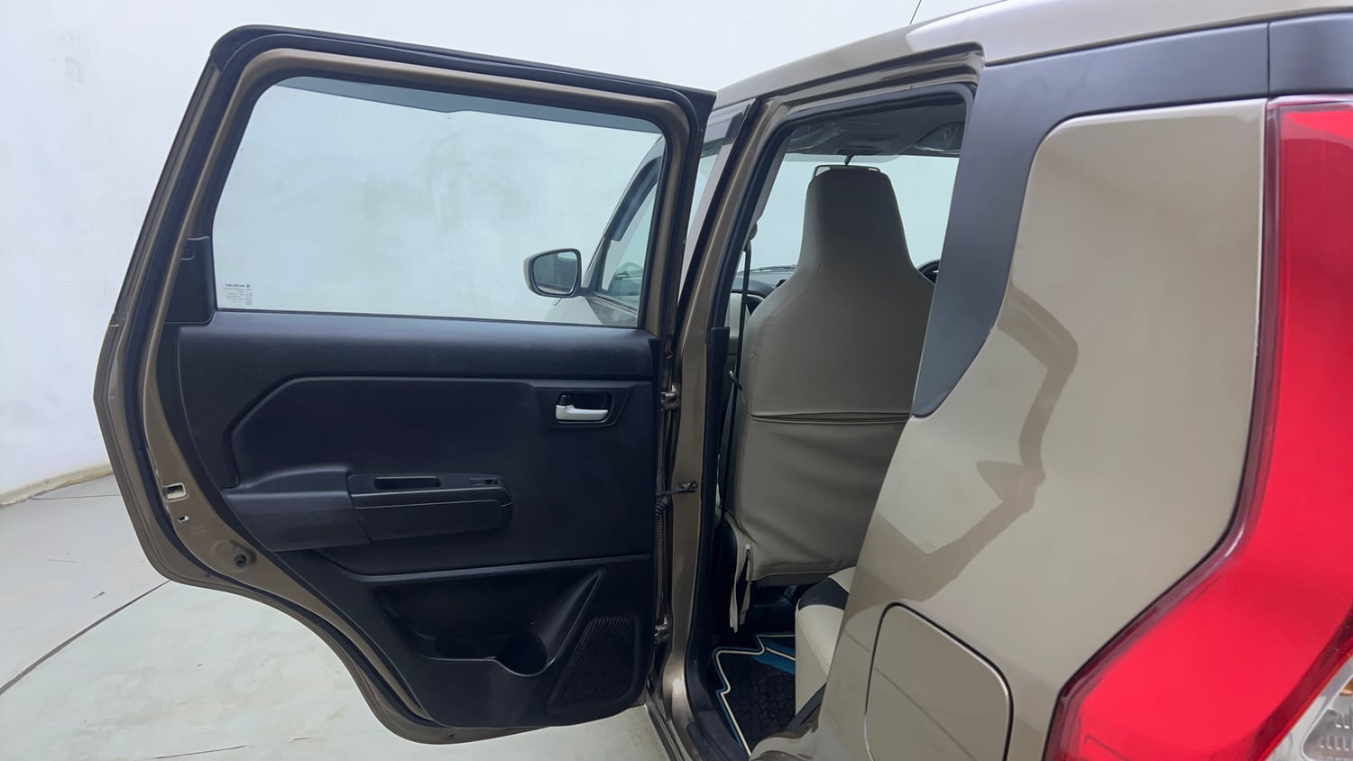 Used 2021 Maruti Suzuki Wagon R 1.0 VXi 1.0 Petrol Manual interior LEFT REAR DOOR OPEN VIEW