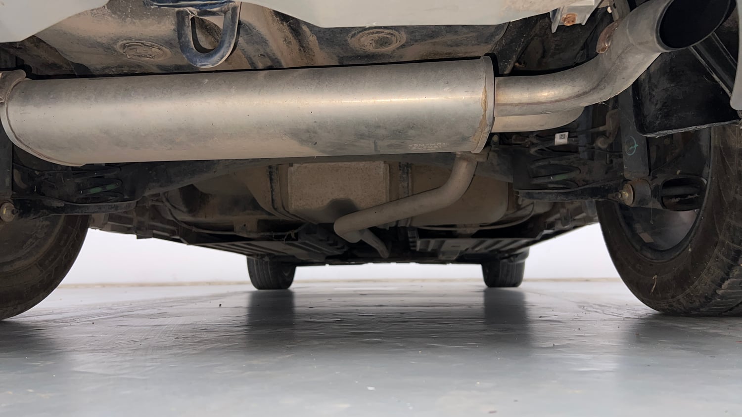 Used 2017 Maruti Suzuki S-Cross Alpha 1.3 Diesel Manual extra REAR UNDERBODY VIEW (TAKEN FROM REAR)