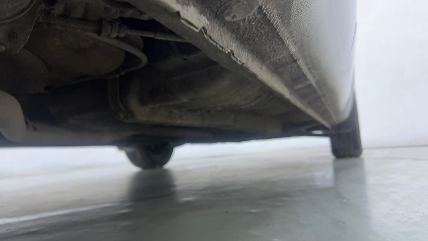 Used 2013 Hyundai i20 Magna 1.2 Petrol Manual extra REAR RIGHT UNDERBODY VIEW