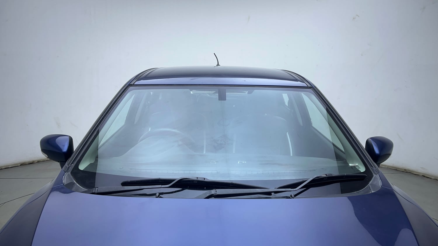 Used 2020 Maruti Suzuki Baleno Zeta Petrol Manual exterior FRONT WINDSHIELD VIEW