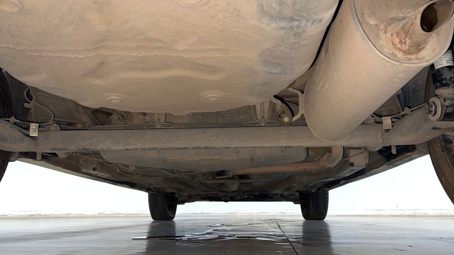 Used 2022 Tata Tigor XZ CNG Cng Manual extra REAR UNDERBODY VIEW (TAKEN FROM REAR)
