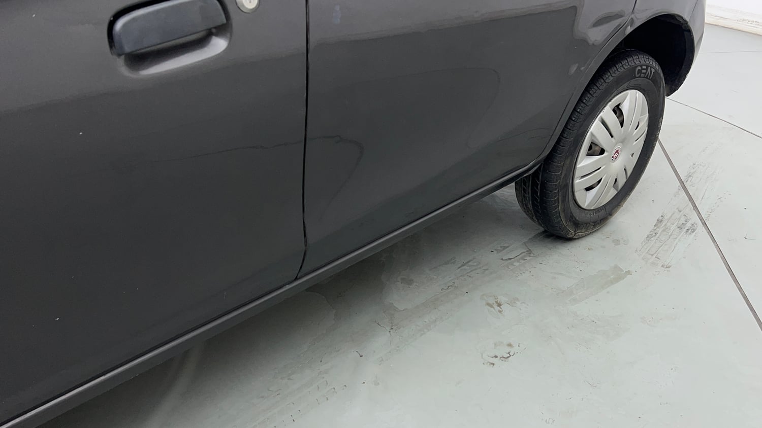 Used 2016 Maruti Suzuki Alto 800 LXi Petrol Manual dents MINOR DENT