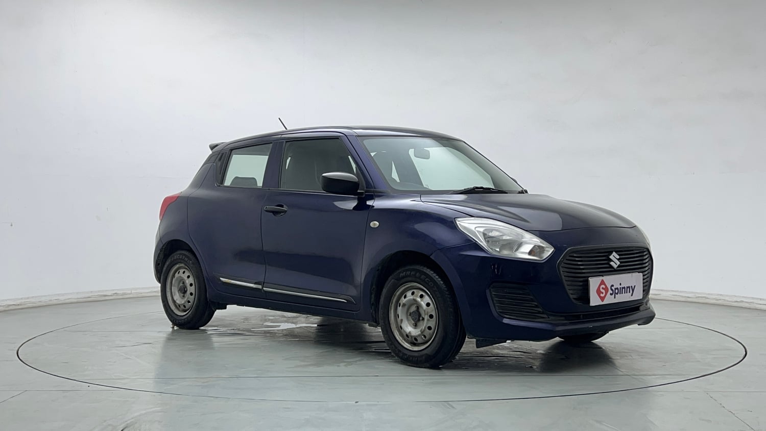 Used 2018 Maruti Suzuki Swift LXI CNG (Outside Fitted) Cng Manual exterior RIGHT FRONT CORNER VIEW