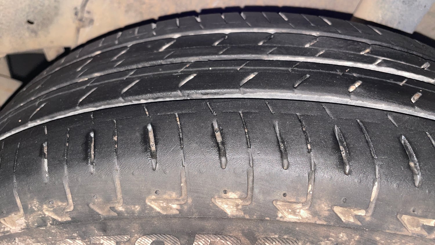 Used 2020 Maruti Suzuki Celerio ZXi AMT Petrol Automatic tyres LEFT REAR TYRE TREAD VIEW