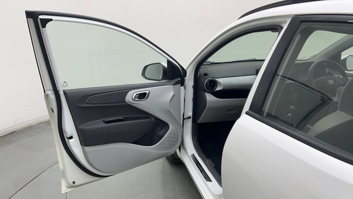 Used 2020 Hyundai Grand i10 Nios Asta 1.2 Kappa VTVT Petrol Manual interior LEFT FRONT DOOR OPEN VIEW