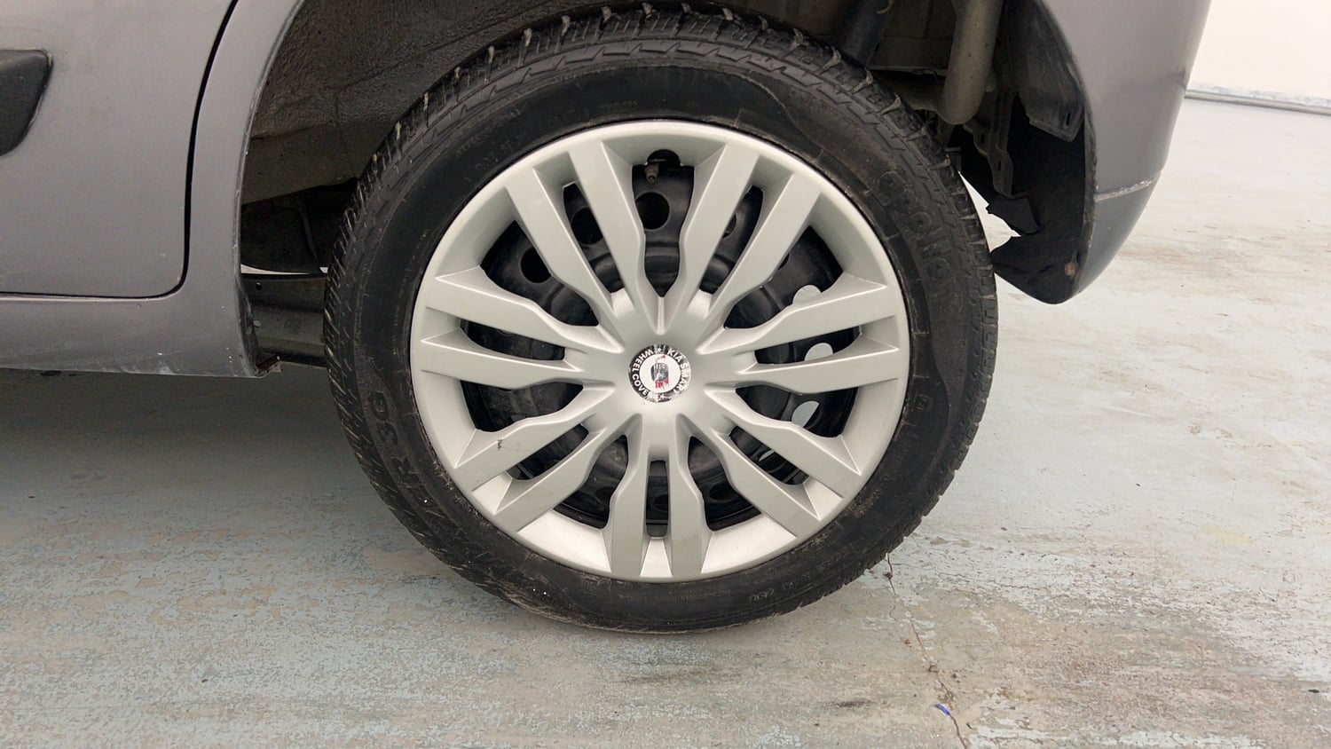 Used 2017 Maruti Suzuki Wagon R VXI Petrol Manual tyres LEFT REAR TYRE RIM VIEW