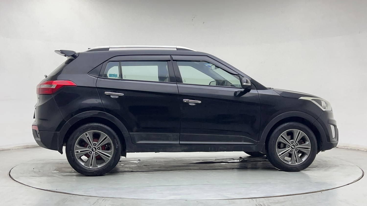 Used 2017 Hyundai Creta 1.6 SX Plus AT Petrol Petrol Automatic exterior RIGHT SIDE VIEW