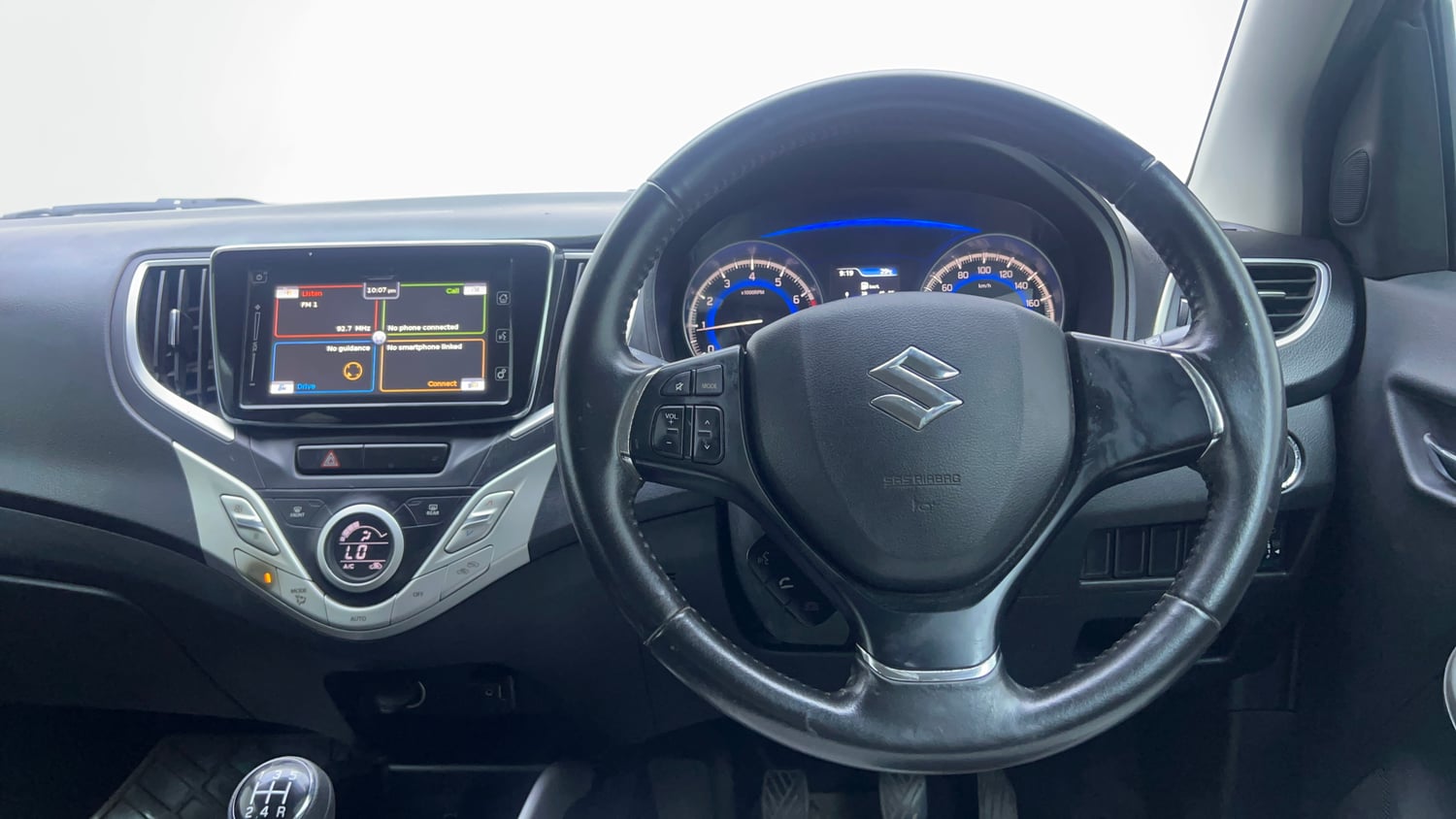 Used 2016 Maruti Suzuki Baleno Alpha 1.2 Petrol Manual interior STEERING VIEW