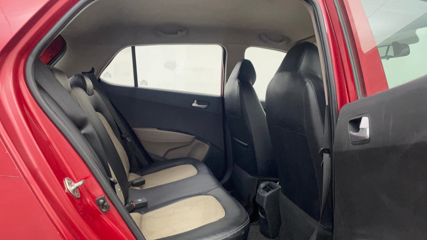 Used 2018 Hyundai Grand i10 Sportz 1.2 Kappa VTVT Petrol Manual interior RIGHT SIDE REAR DOOR CABIN VIEW