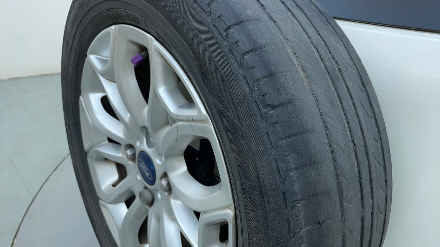 Used 2013 Ford EcoSport Titanium 1.5 Ti-VCT Petrol Manual tyres SPARE TYRE VIEW