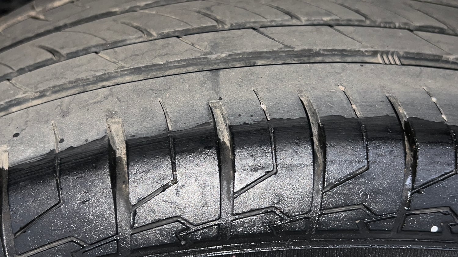 Used 2017 Maruti Suzuki S-Cross Alpha 1.3 Diesel Manual tyres RIGHT REAR TYRE TREAD VIEW
