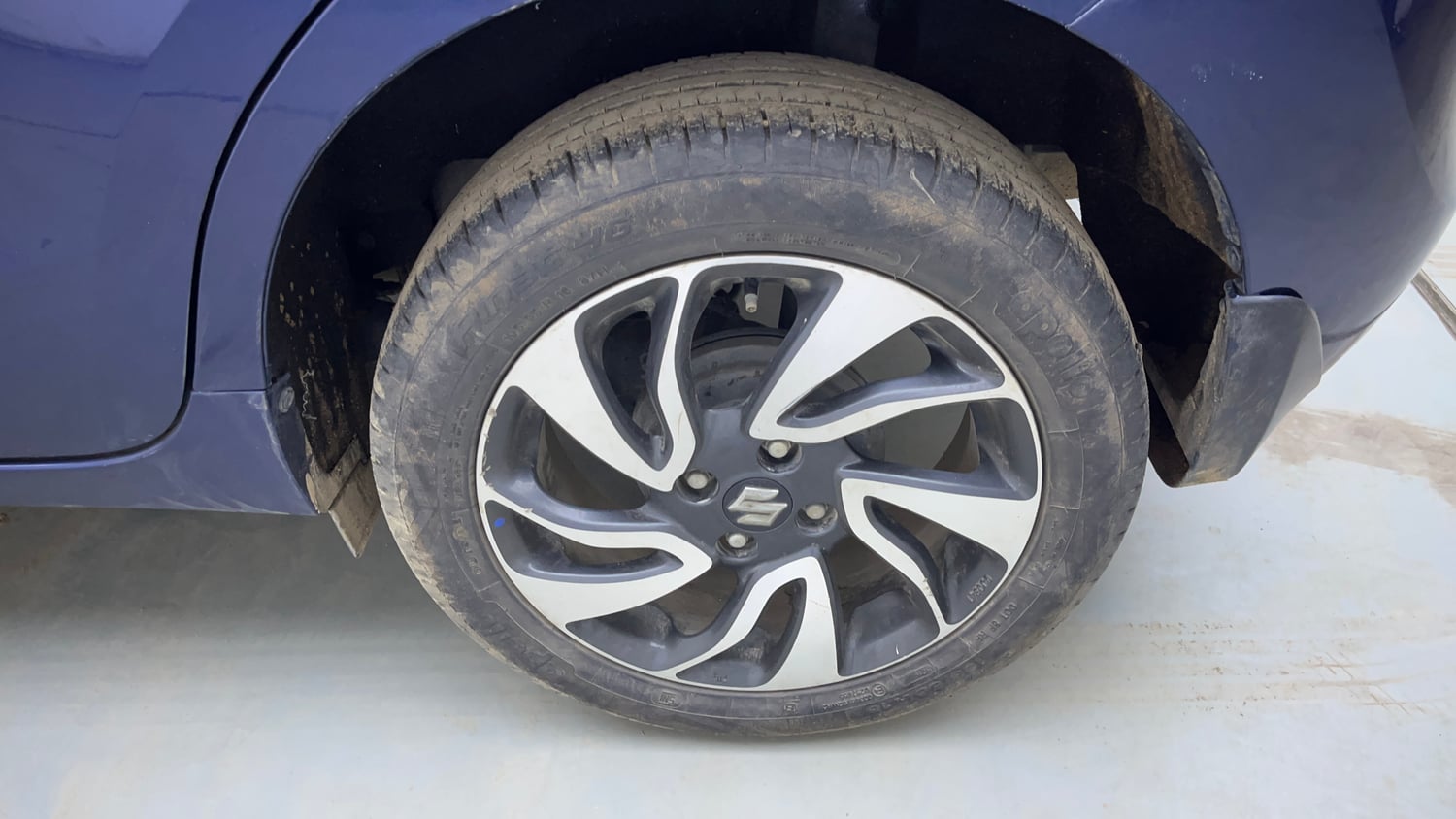 Used 2020 Maruti Suzuki Baleno Zeta Petrol Manual tyres LEFT REAR TYRE RIM VIEW