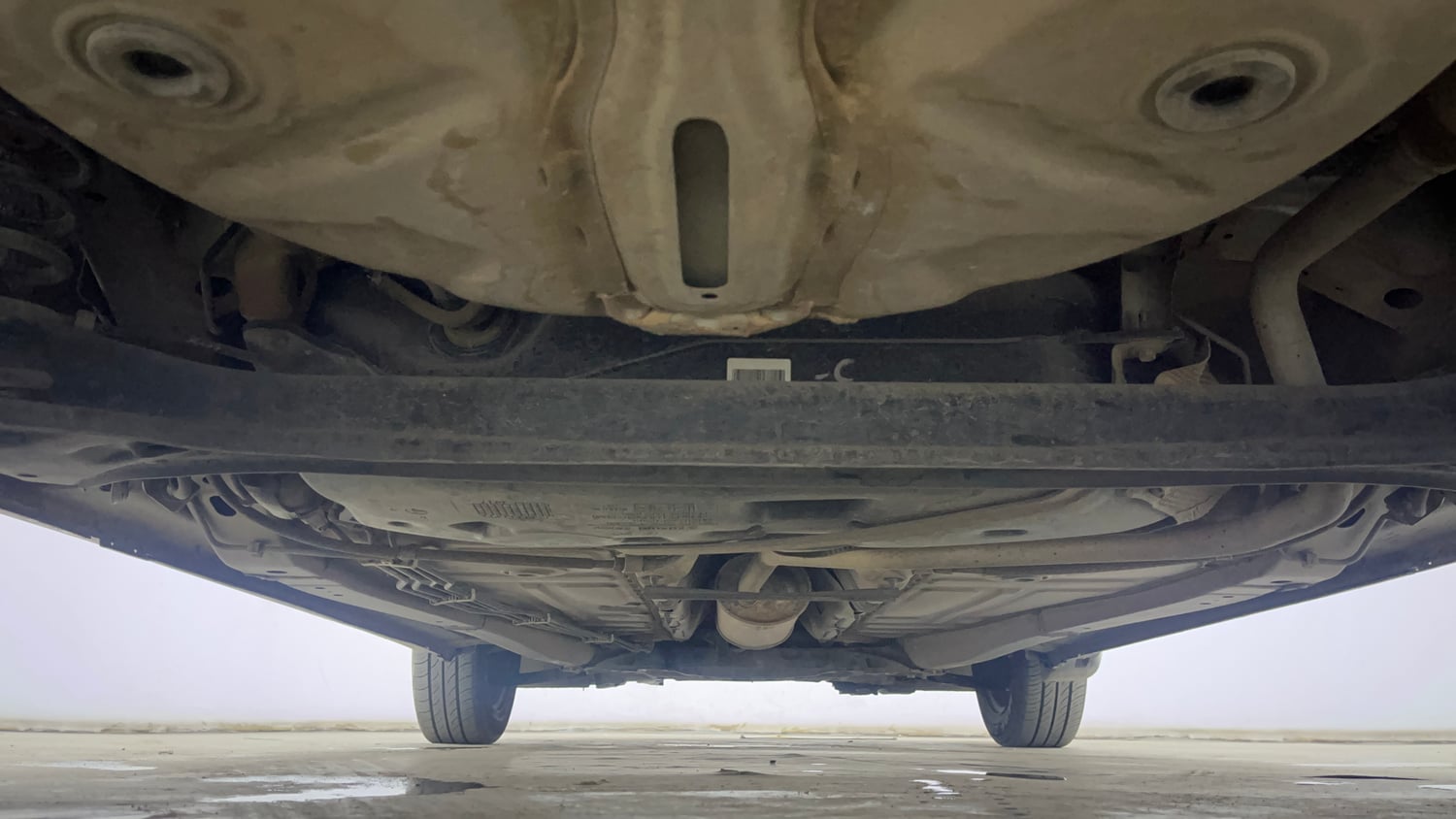 Used 2017 Maruti Suzuki Baleno Delta 1.2 Petrol Manual extra REAR UNDERBODY VIEW (TAKEN FROM REAR)