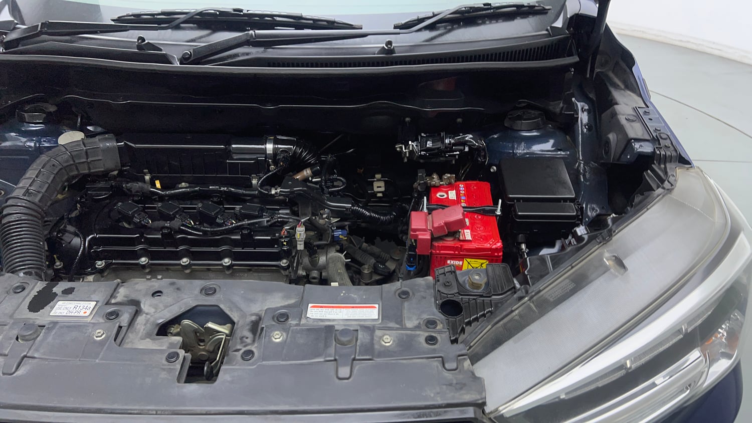Used 2019 Maruti Suzuki XL6 Alpha MT Petrol Petrol Manual engine ENGINE LEFT SIDE VIEW