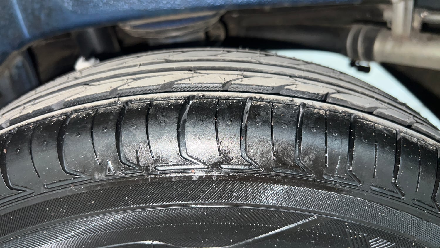 Used 2016 Maruti Suzuki Alto 800 Lxi Petrol Manual tyres LEFT REAR TYRE TREAD VIEW