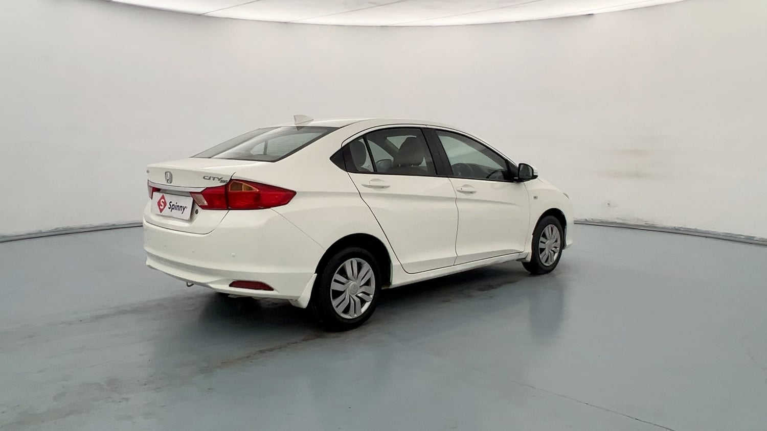 Used 2016 Honda City SV CVT Petrol Automatic exterior RIGHT REAR CORNER VIEW