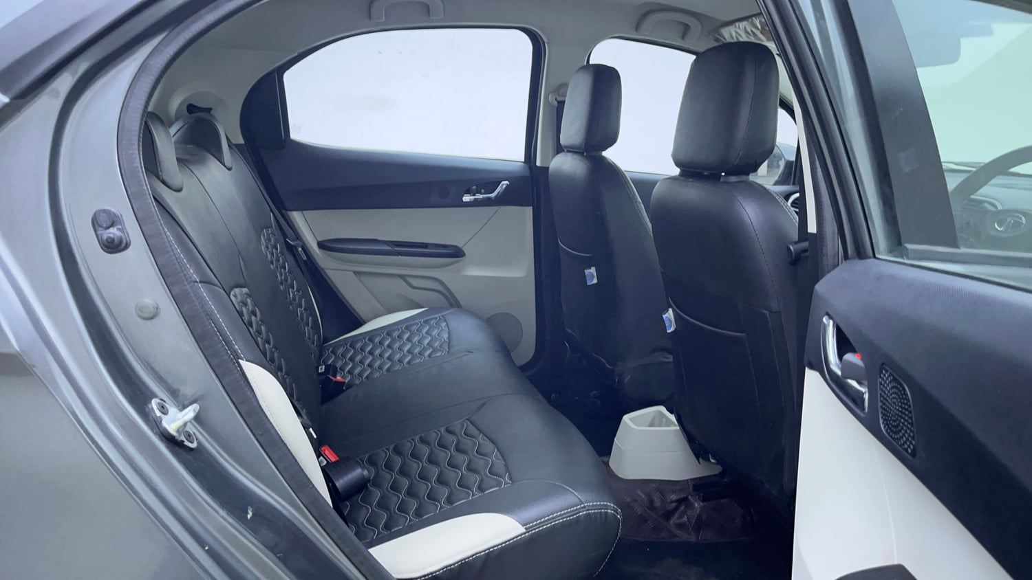 Used 2023 Tata Tiago XZA Plus Petrol Automatic interior RIGHT SIDE REAR DOOR CABIN VIEW