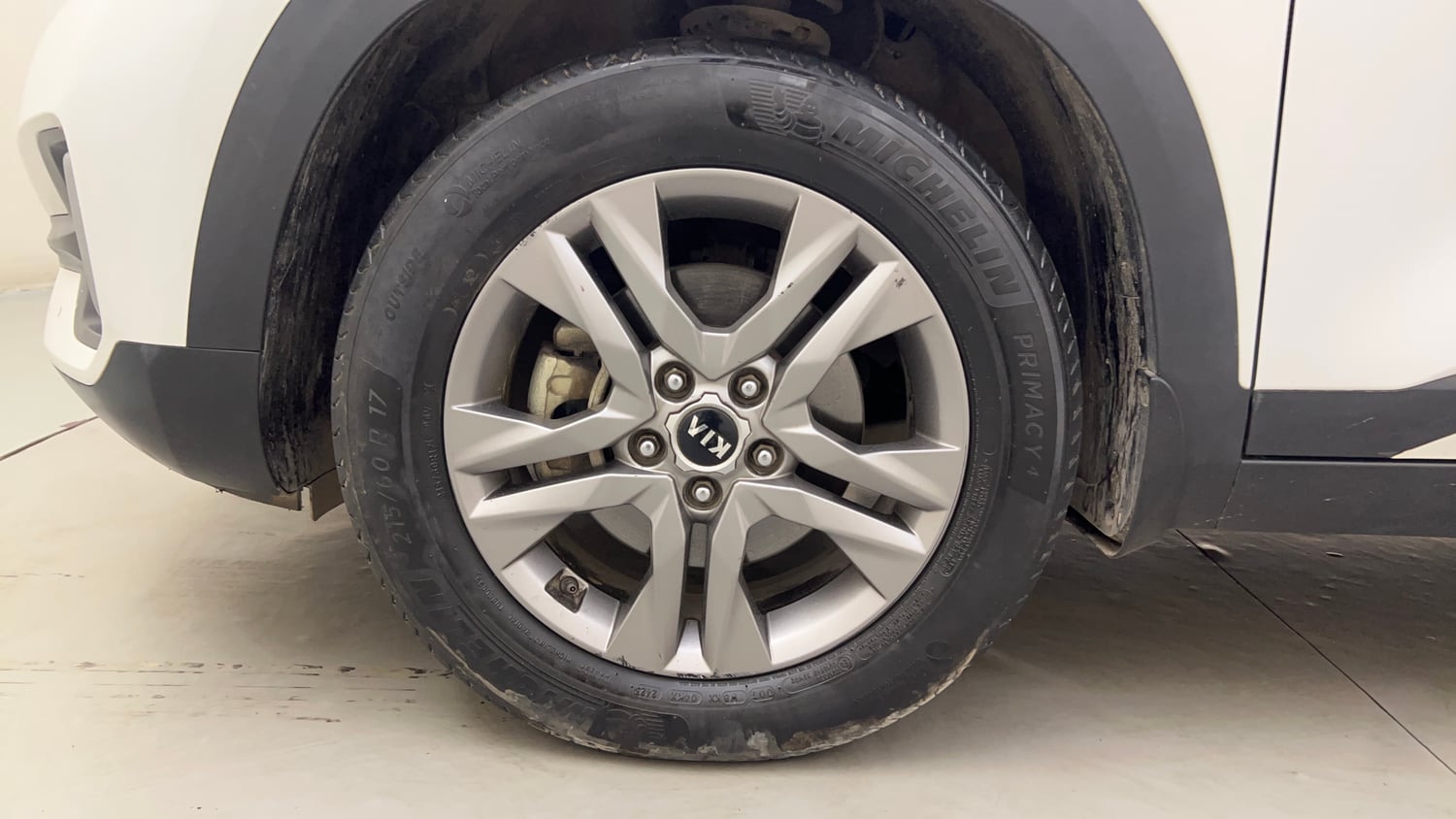 Used 2019 Kia Seltos HTX Plus AT 1.5 Diesel Diesel Automatic tyres LEFT FRONT TYRE RIM VIEW