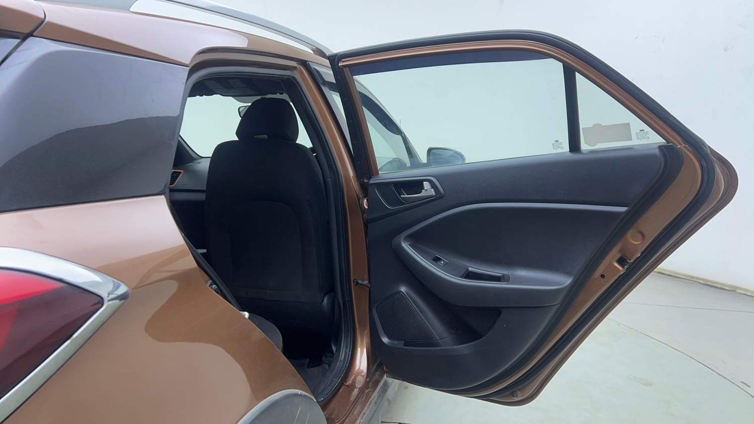 Used 2016 Hyundai i20 Active 1.2 SX Petrol Manual interior RIGHT REAR DOOR OPEN VIEW