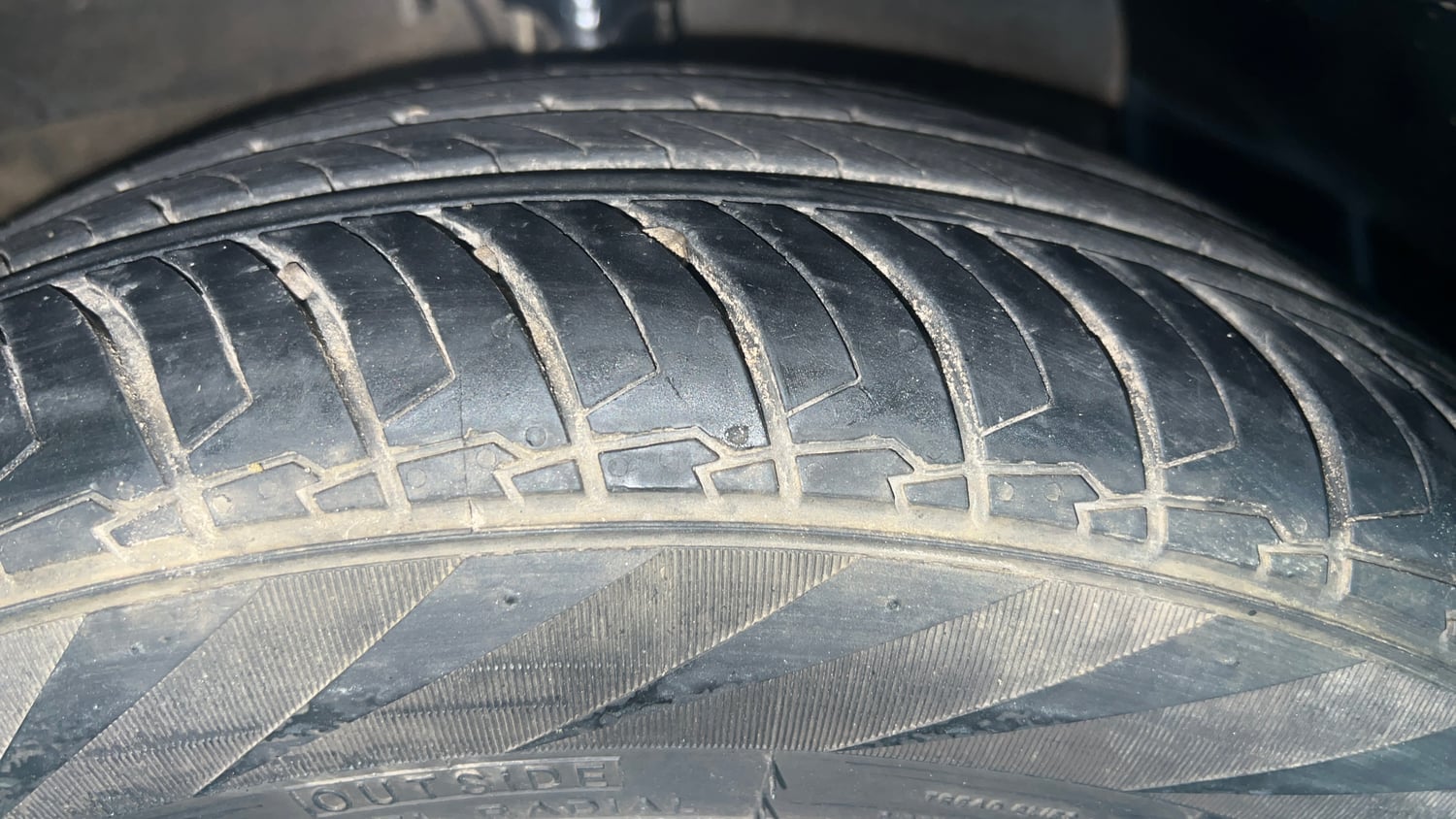 Used 2025 Hyundai Exter SX Tech 1.2 HY-CNG DUO MT Cng Manual tyres RIGHT FRONT TYRE TREAD VIEW