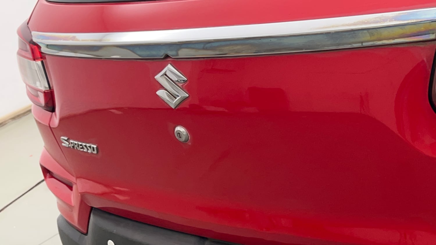 Used 2020 Maruti Suzuki S-Presso VXi Plus Petrol Manual dents MINOR DENT