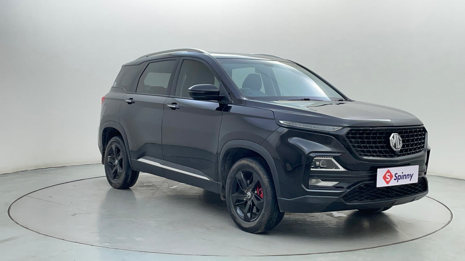 Used 2021 MG Motors Hector Shine 1.5 Petrol Turbo CVT Petrol Automatic exterior RIGHT FRONT CORNER VIEW