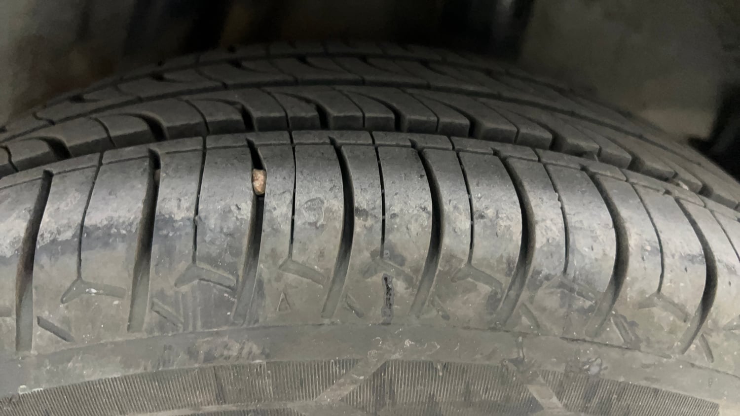 Used 2016 Honda City VX Petrol Manual tyres LEFT REAR TYRE TREAD VIEW