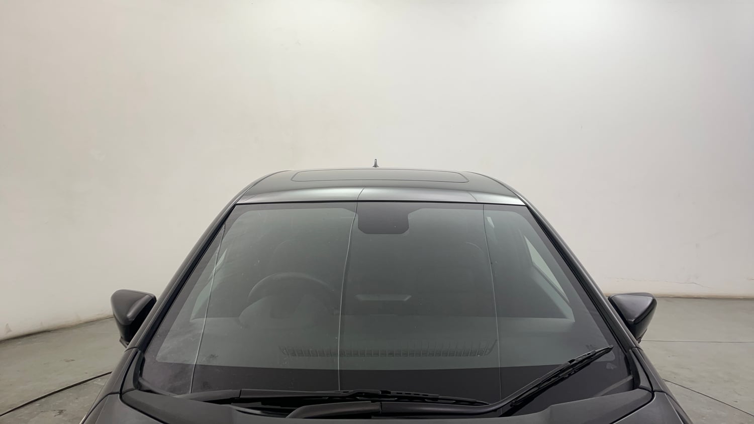 Used 2023 Tata Altroz XZA Plus (S) Dark Edition Petrol Automatic exterior FRONT WINDSHIELD VIEW