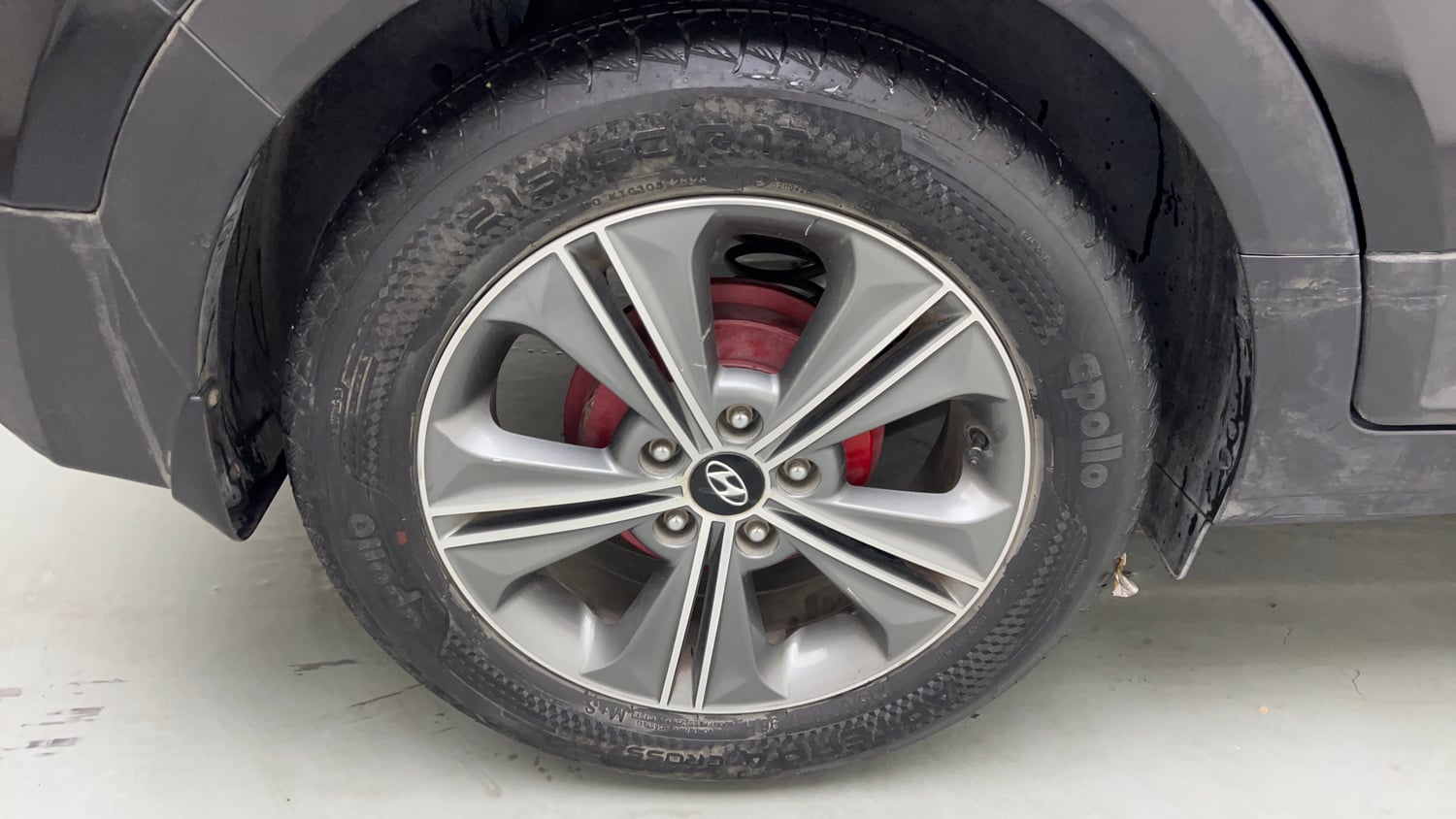 Used 2017 Hyundai Creta 1.6 SX Plus AT Petrol Petrol Automatic tyres RIGHT REAR TYRE RIM VIEW