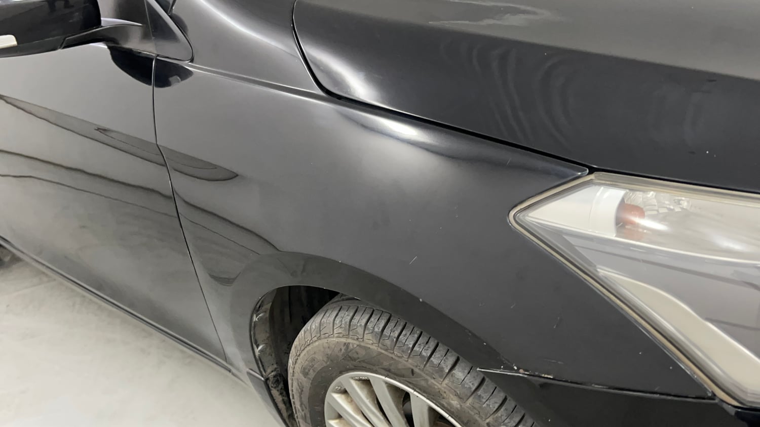 Used 2016 Maruti Suzuki Ciaz ZXI+ AT Petrol Automatic dents MINOR SCRATCH