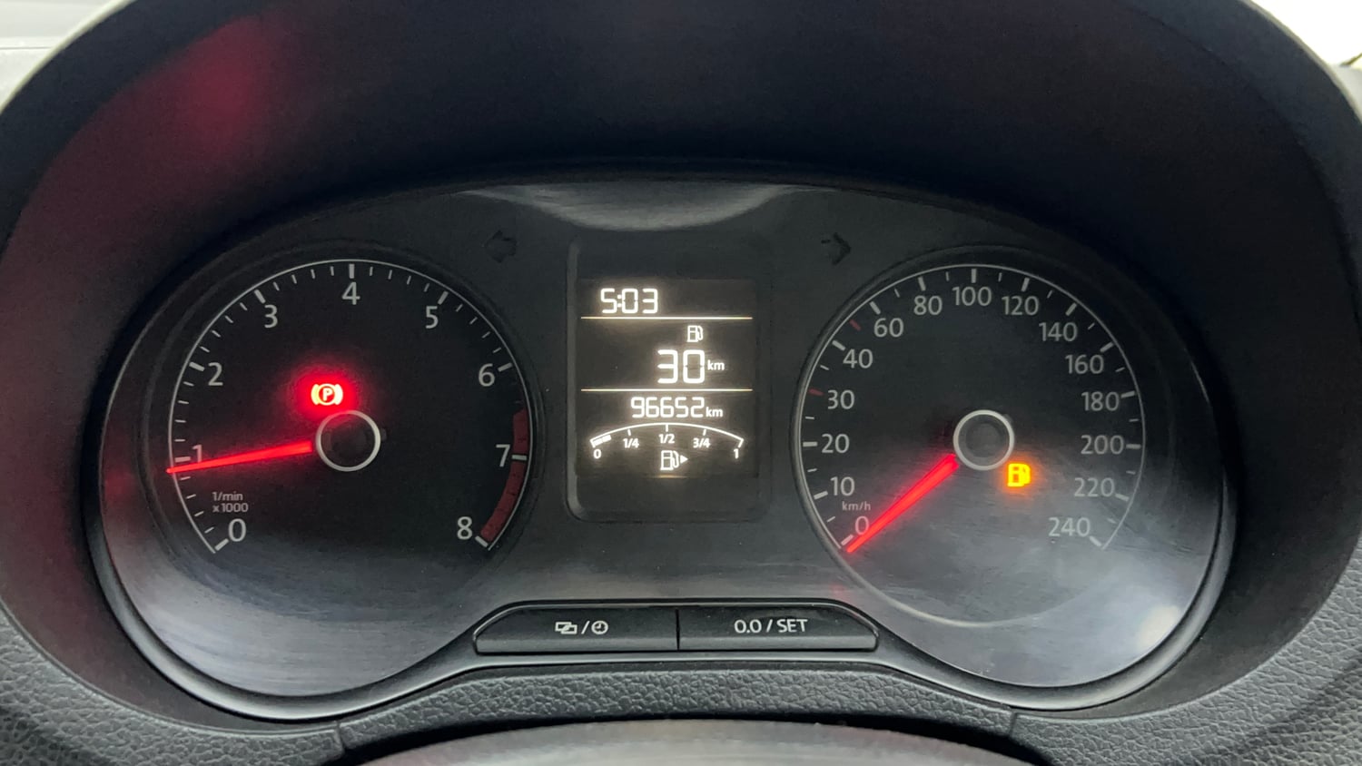 Used 2016 volkswagen Ameo Comfortline 1.2 Petrol+cng(Outside fitted) Petrol+cng Manual interior CLUSTERMETER VIEW