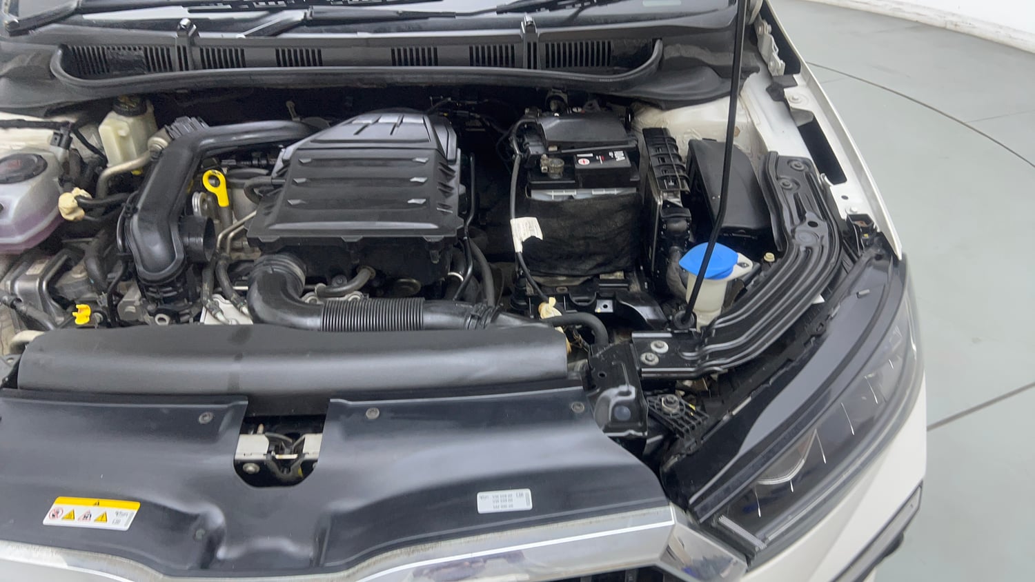 Used 2023 Skoda Slavia Style 1.0L TSI MT Petrol Manual engine ENGINE LEFT SIDE VIEW