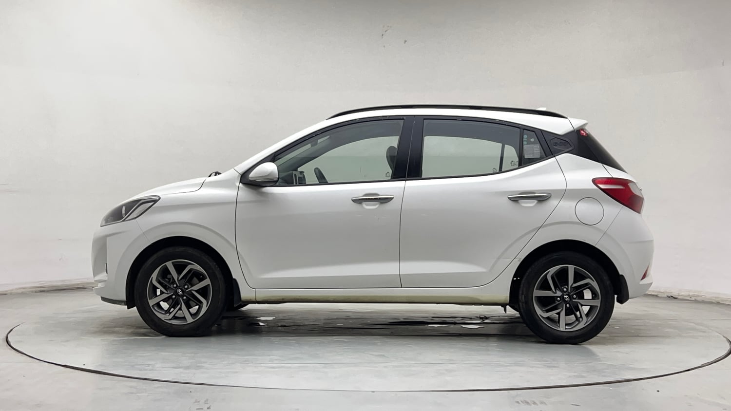 Used 2020 Hyundai Grand i10 Nios Asta 1.2 Kappa VTVT Petrol Manual exterior LEFT SIDE VIEW