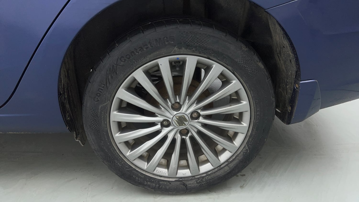 Used 2017 Maruti Suzuki Ciaz Alpha 1.4 MT Petrol Manual tyres LEFT REAR TYRE RIM VIEW