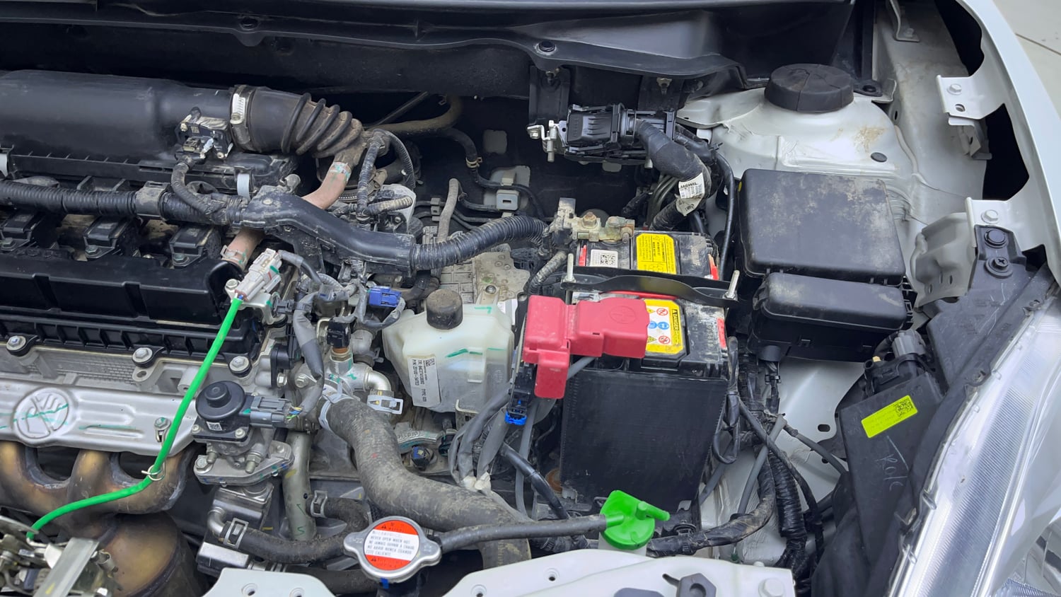 Used 2022 Maruti Suzuki Swift VXi AMT Petrol Automatic engine ENGINE LEFT SIDE VIEW