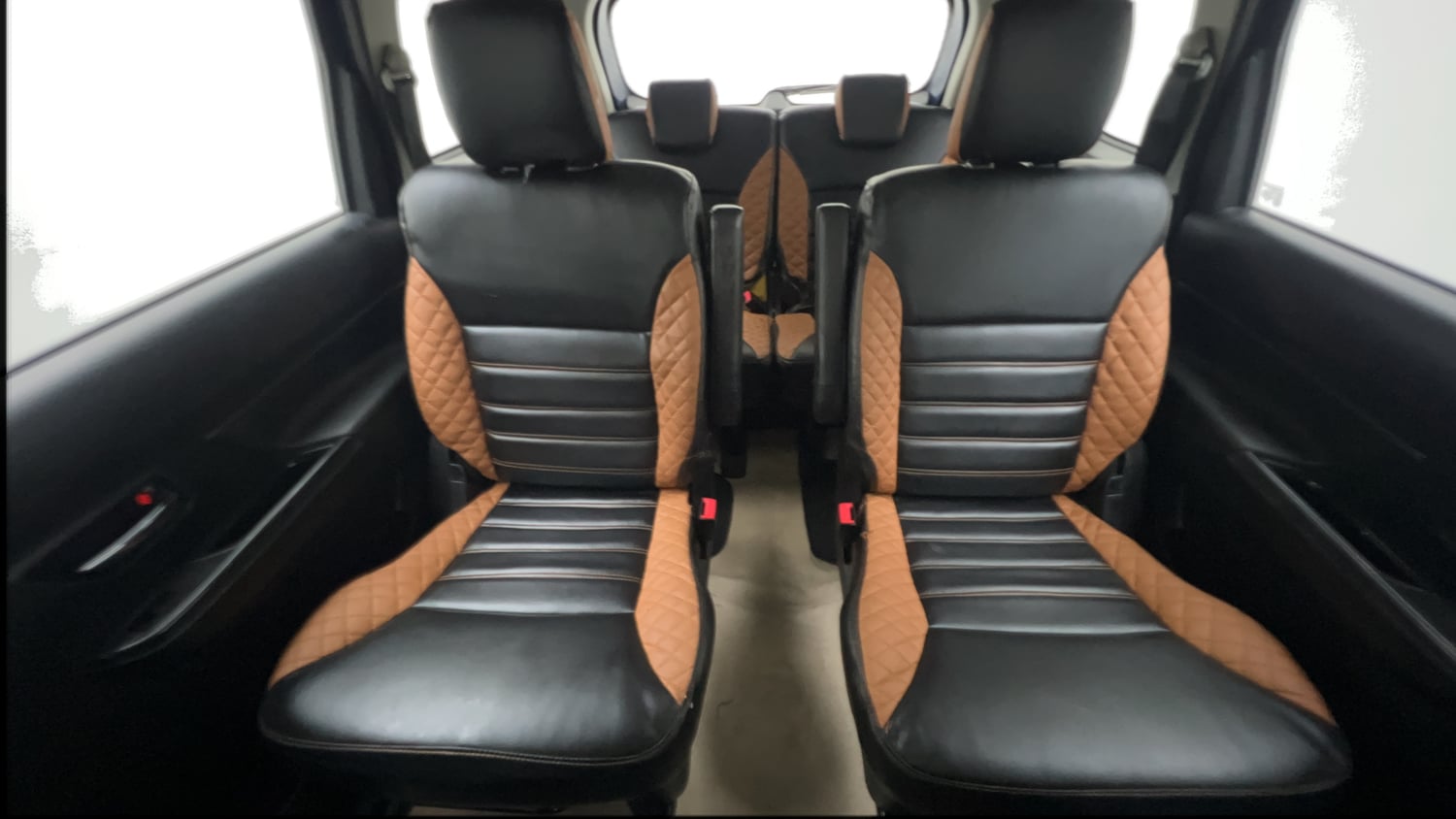 Used 2021 Maruti Suzuki XL6 Zeta AT Petrol Petrol Automatic interior REAR SEAT CONDITION VIEW