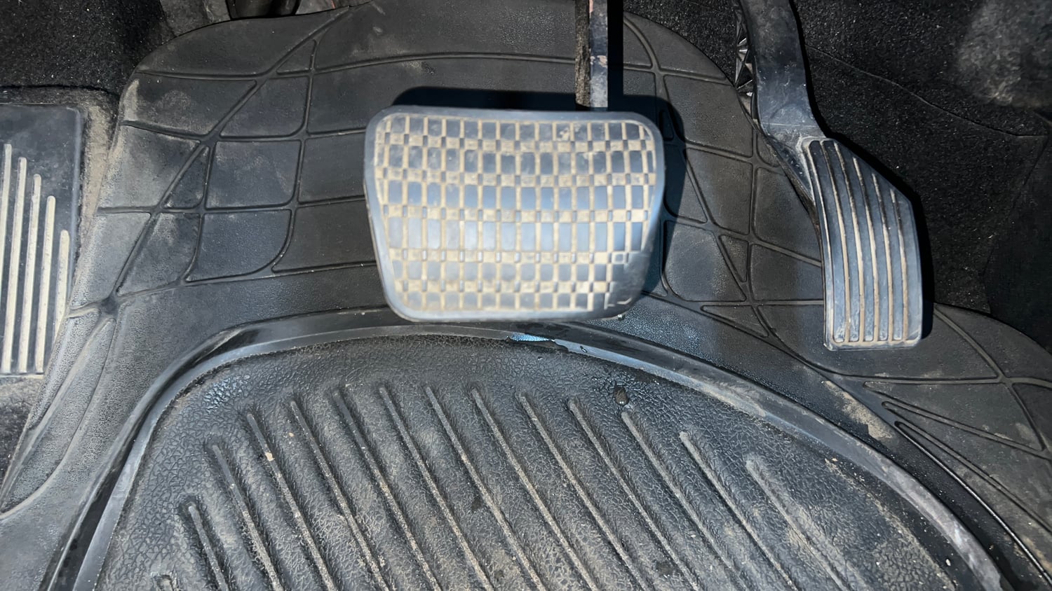 Used 2019 Tata Nexon XZA Plus Diesel Dual Tone Diesel Automatic interior PEDALS VIEW