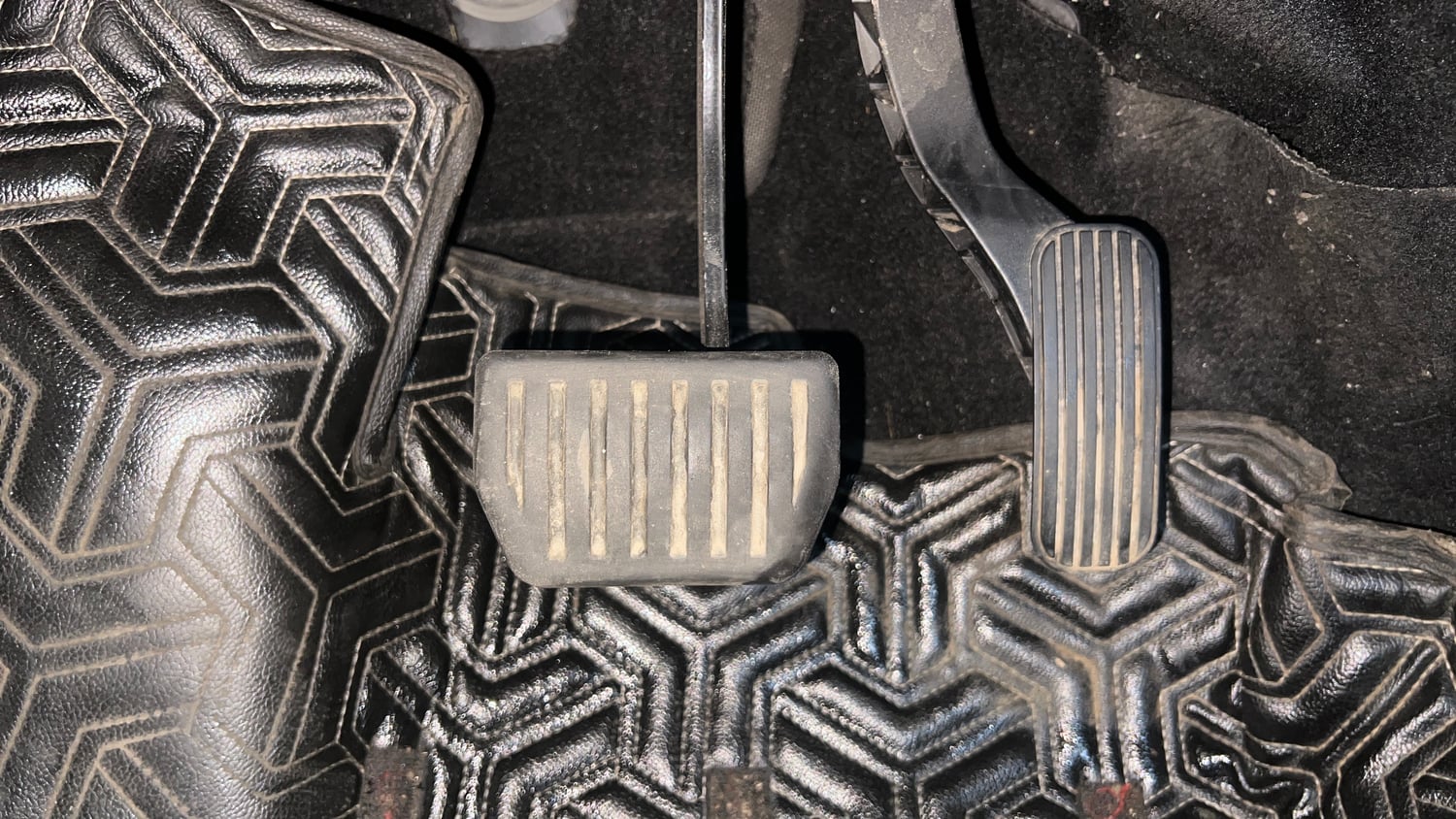 Used 2024 Tata Harrier Fearless Plus Dark Edition AT Diesel Automatic interior PEDALS VIEW