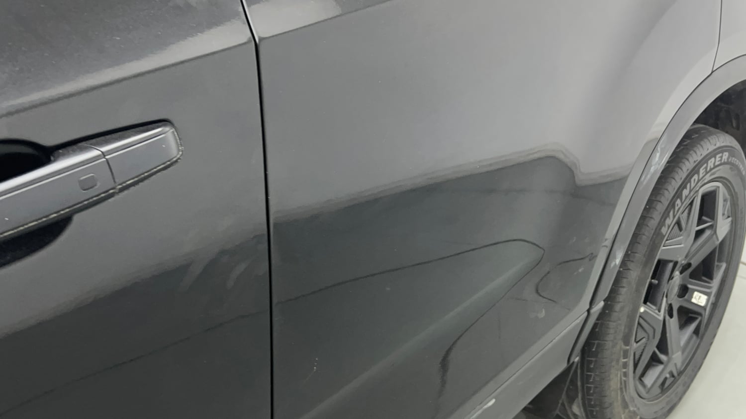 Used 2024 Tata Harrier Fearless Plus Dark Edition AT Diesel Automatic dents MINOR SCRATCH
